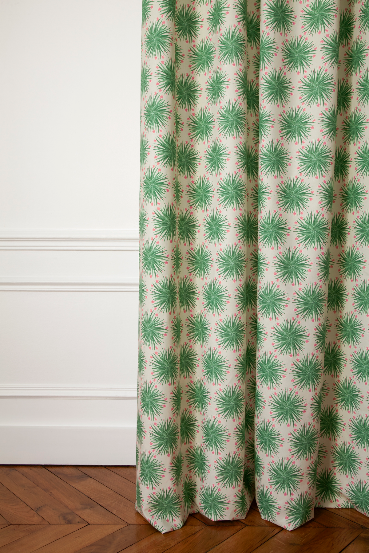 little cabari tissu ameublement plante couleur rose vert