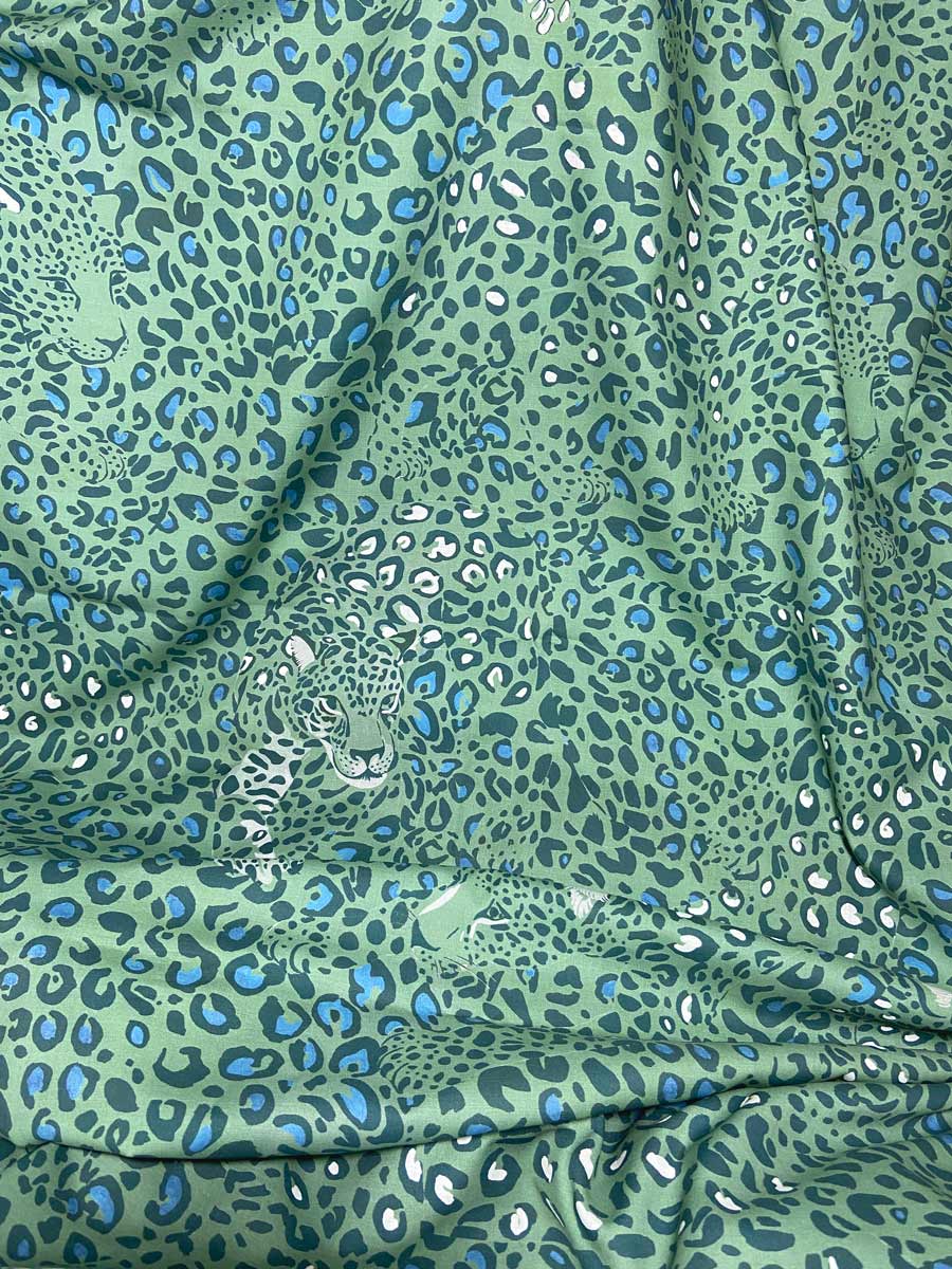 little cabari coupon de tissu léopard couleur vert bleu
