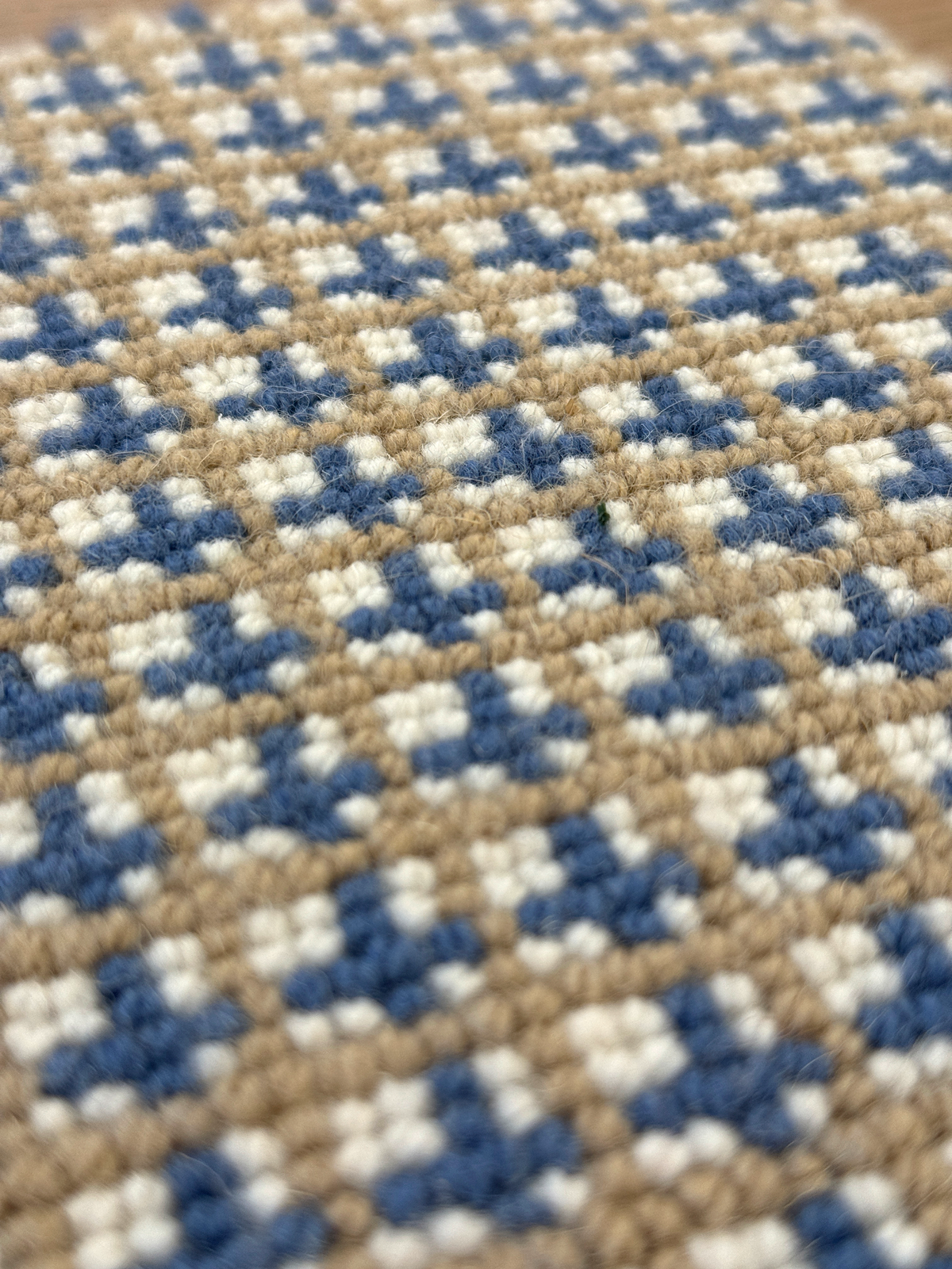 moquette petit carreaux