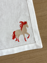 linge de table broderie cheval