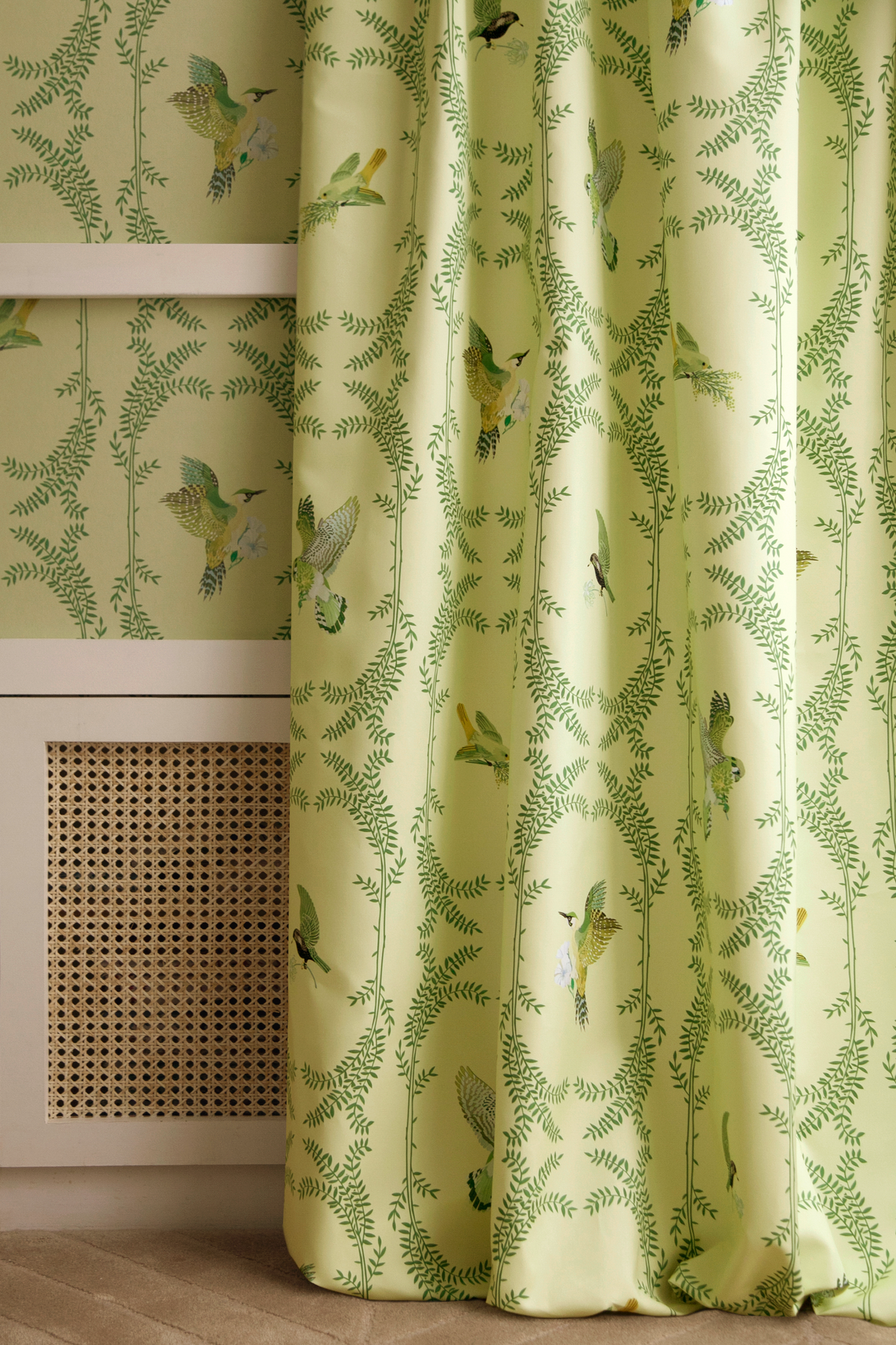 tissu ameublement oiseaux médaillon végétal jaune