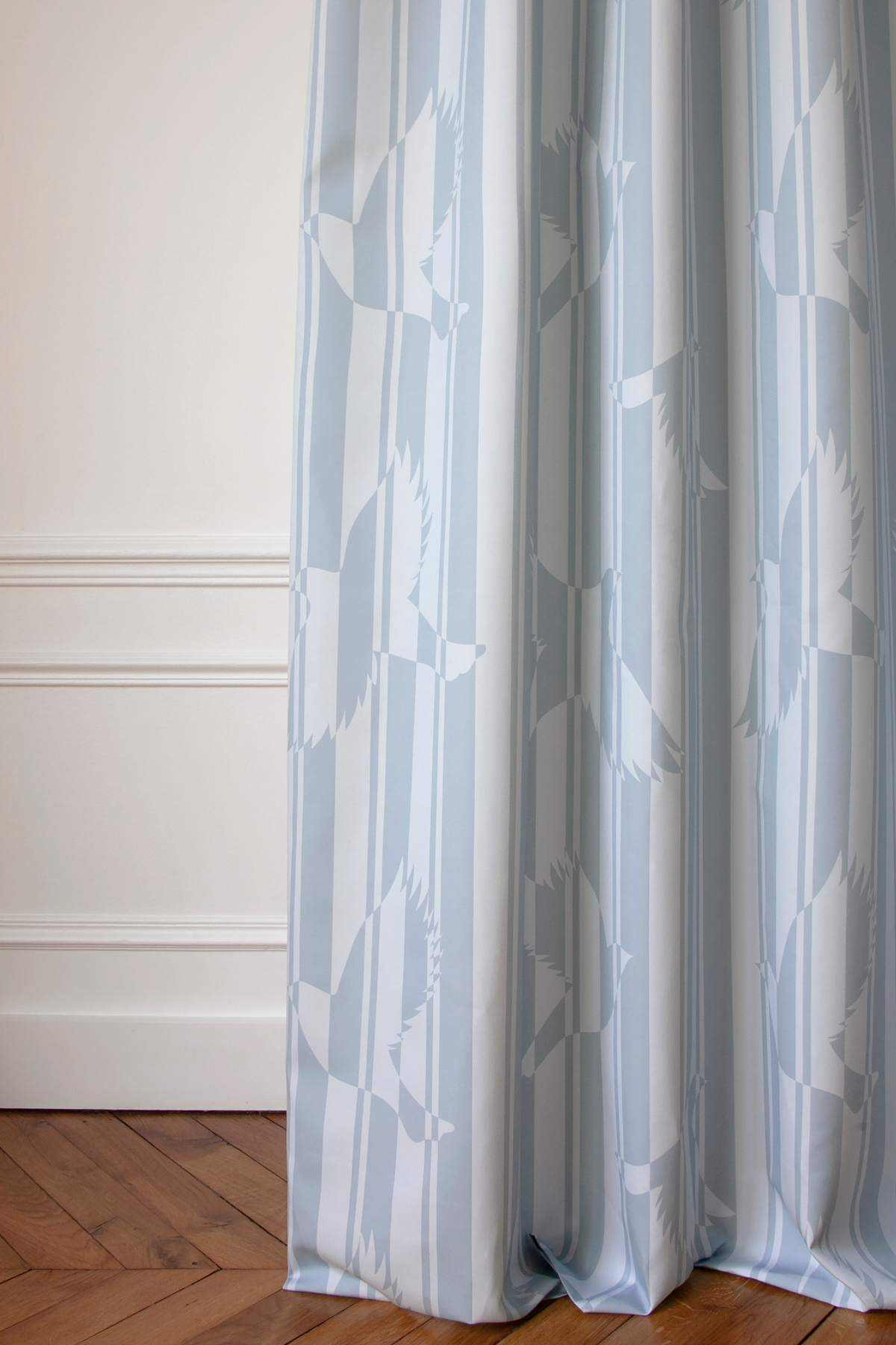 Little cabari tissu d'ameublement rideau oiseau trait couleur bleu gris