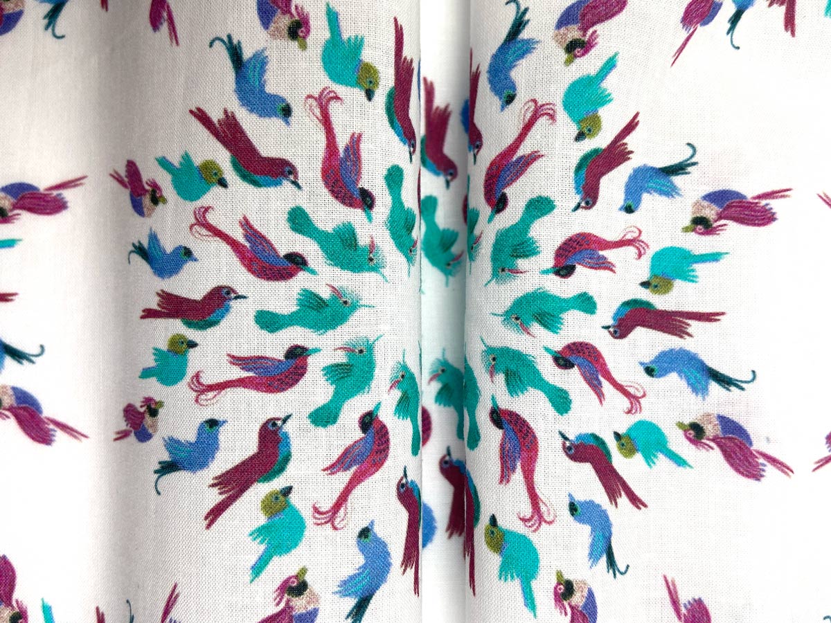 little cabari coupon de tissu oiseaux couleur bleu violet